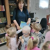 Przedszkolaki w bibliotece_2